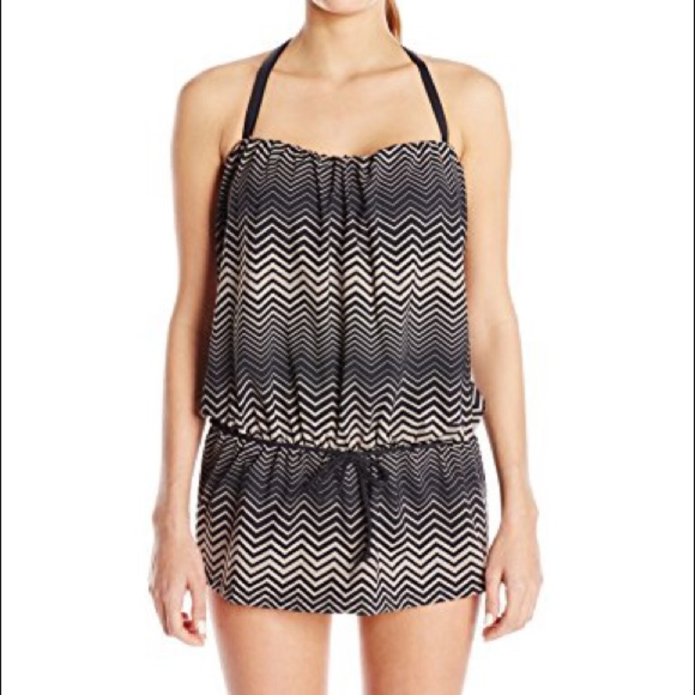 Chevron swimsuit/swimdress
Removable straps